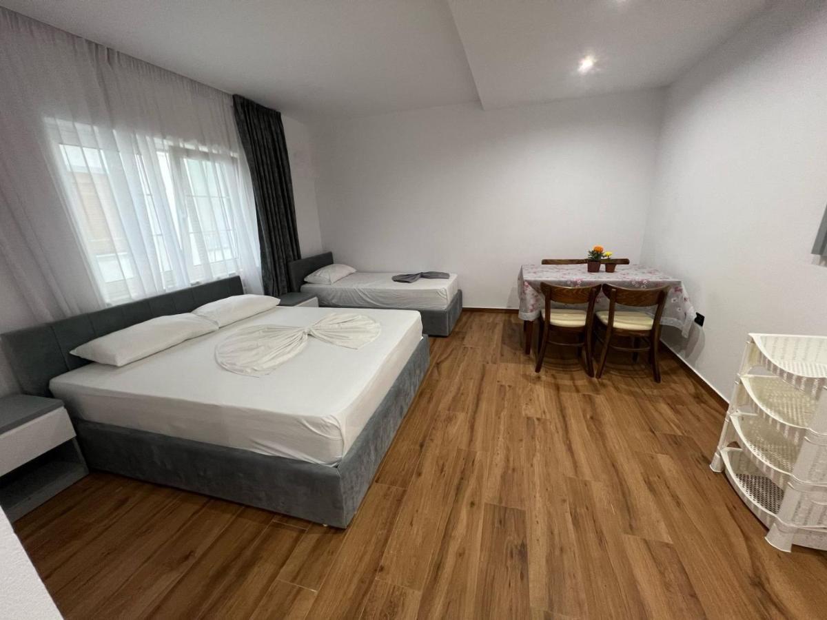 Hotel Vila Herta دراس المظهر الخارجي الصورة
