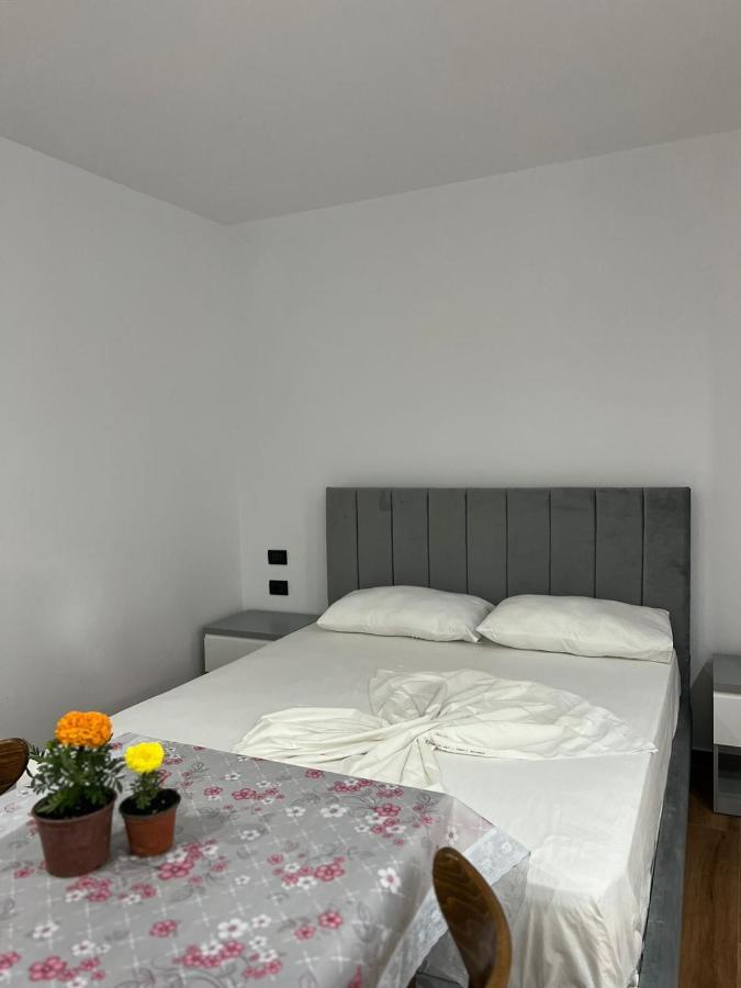 Hotel Vila Herta دراس المظهر الخارجي الصورة