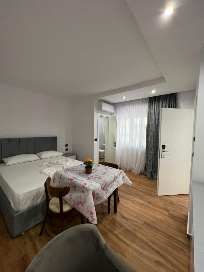 Hotel Vila Herta دراس المظهر الخارجي الصورة